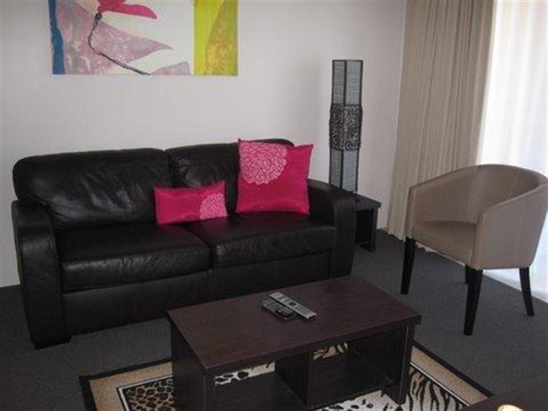 1 Paradise Island, Surfers Paradise QLD 4217