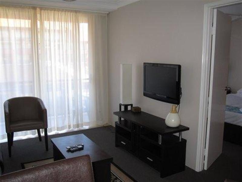 1 Paradise Island, Surfers Paradise QLD 4217