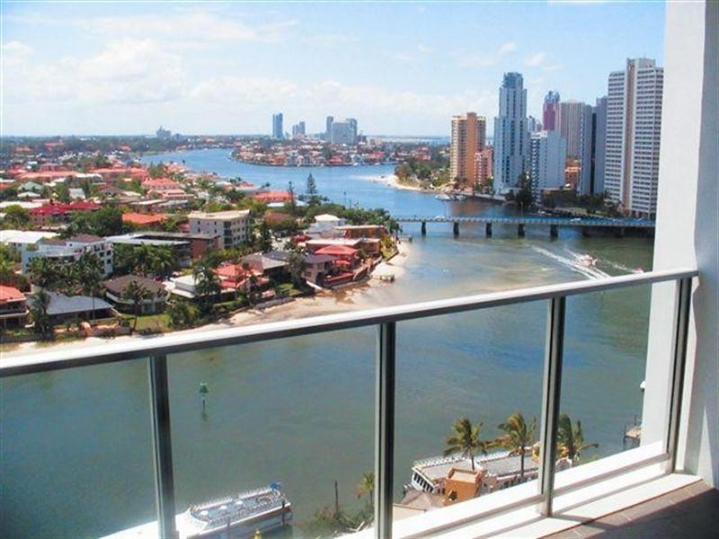 4 Wahroonga Place, Surfers Paradise QLD 4217