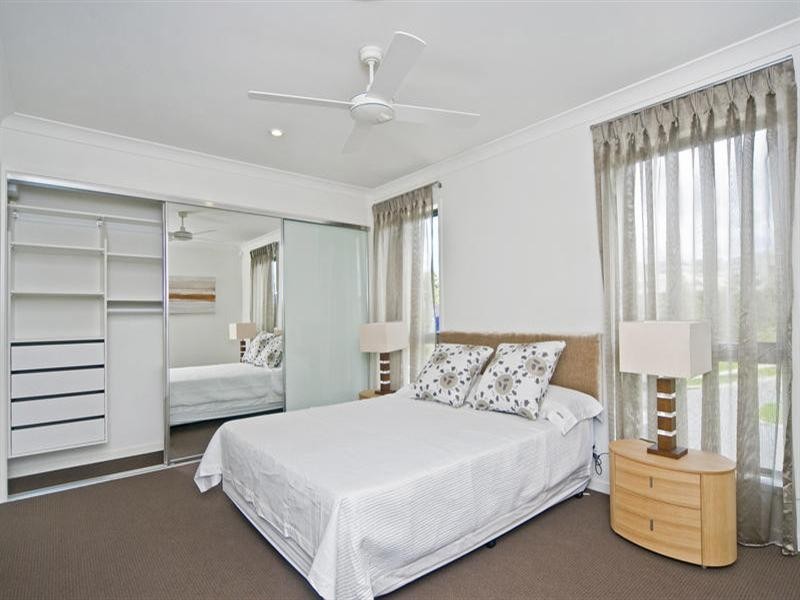 Pacific Pines QLD 4211