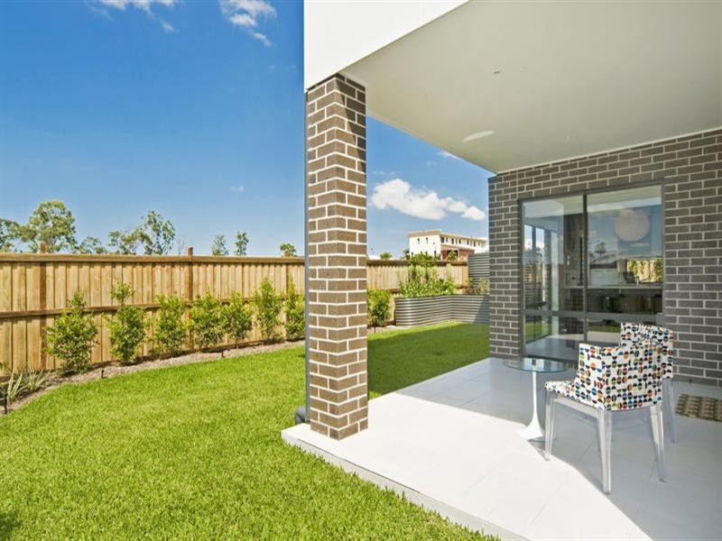 Pacific Pines QLD 4211