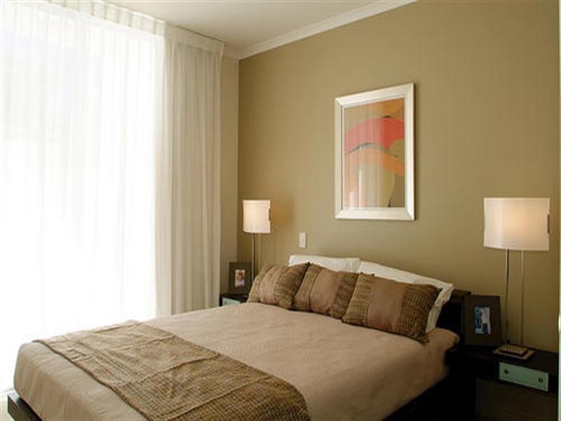 21 Cypress Avenue, Surfers Paradise QLD 4217