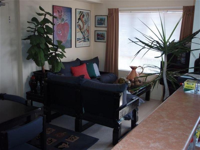 31 Mawarra Street, Surfers Paradise QLD 4217