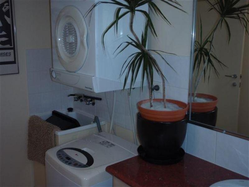 31 Mawarra Street, Surfers Paradise QLD 4217