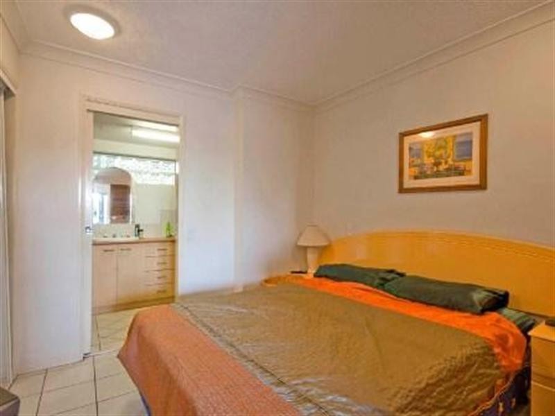 106 Marine Parade, Southport QLD 4215