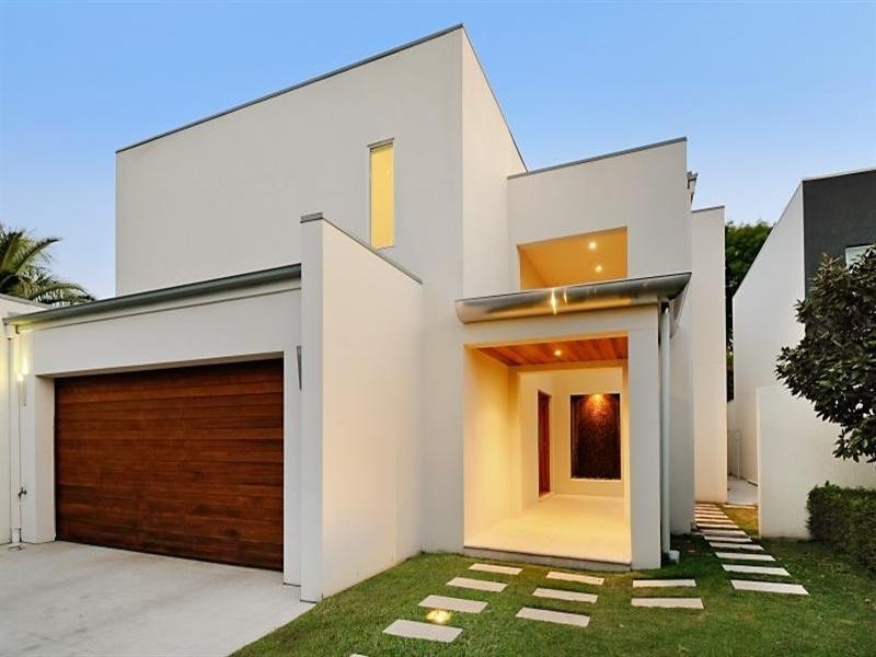 2 17 Marseille Court, Sorrento QLD 4217