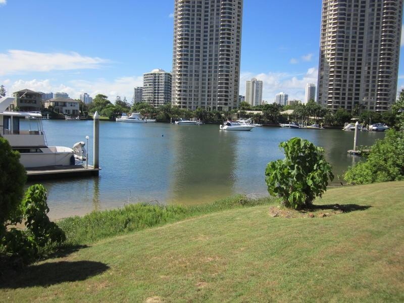 26 Paradise Place, Surfers Paradise QLD 4217