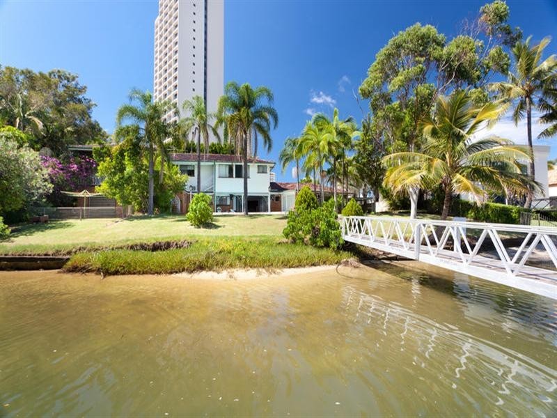 26 Paradise Place, Surfers Paradise QLD 4217