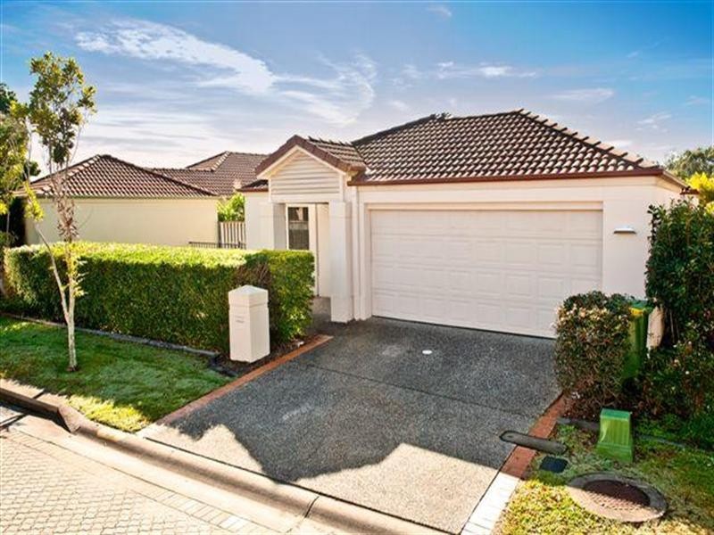 26 Concord Circuit, Robina QLD 4226