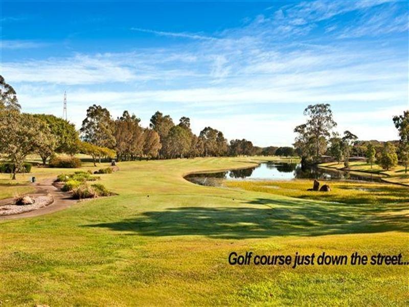 26 Concord Circuit, Robina QLD 4226