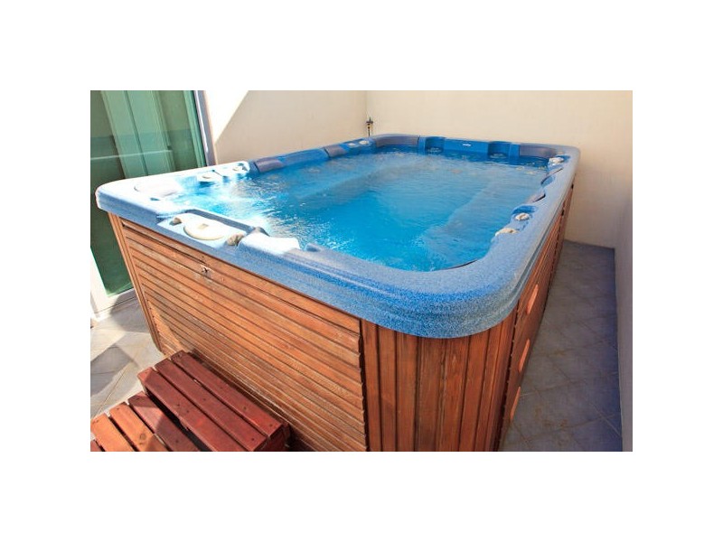 1408 Wings Residential Resort & Spa, Surfers Paradise QLD 4217