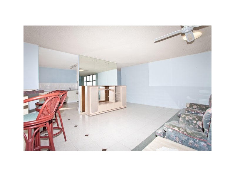 140 Paradise Towers. 3049 Gold Coast Highway, Surfers Paradise QLD 4217