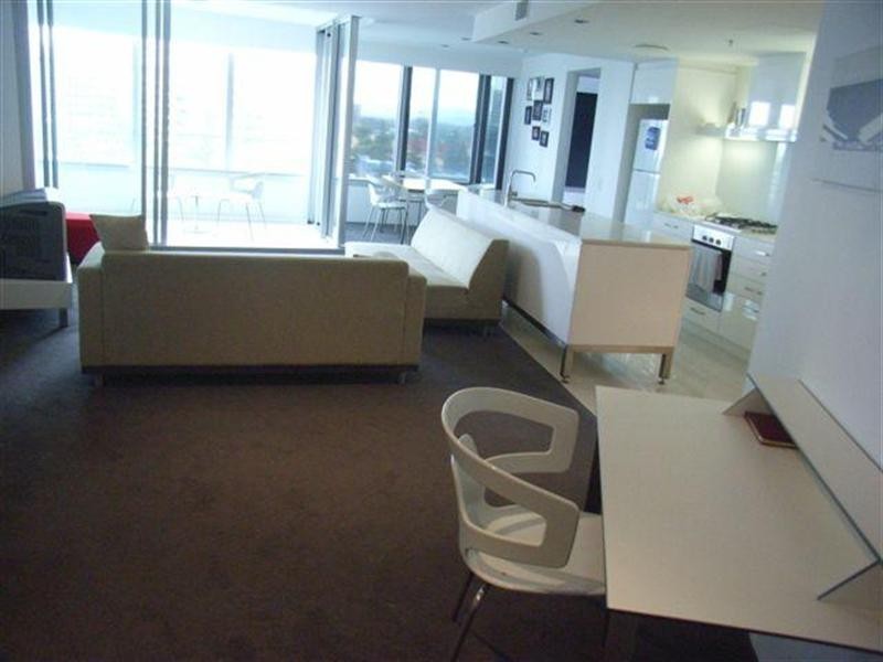 9 Hamilton Avenue – Q1, Surfers Paradise QLD 4217