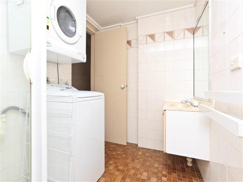 18 Orchid Avenue, Surfers Paradise QLD 4217