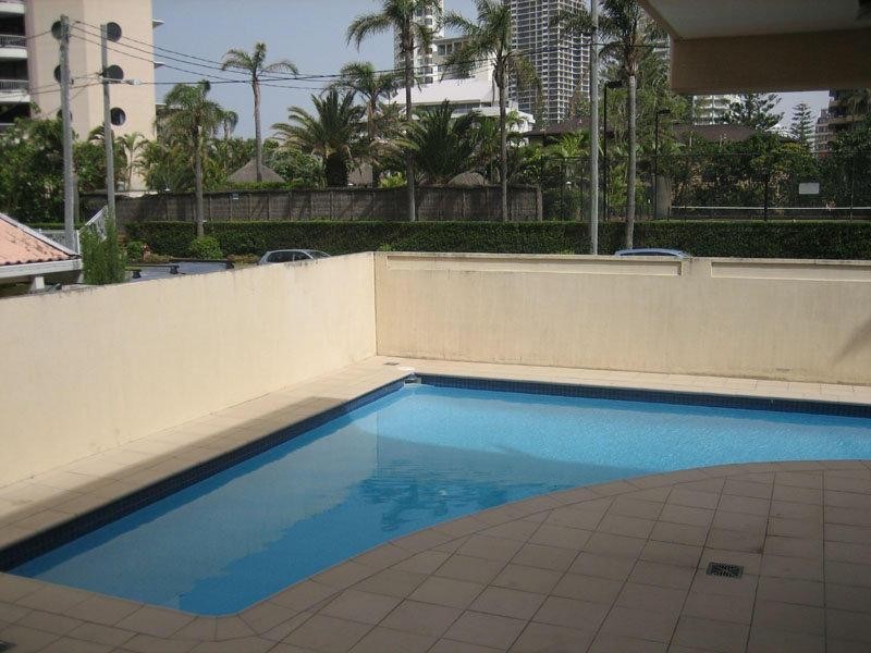 17 Thornton Street, Surfers Paradise QLD 4217