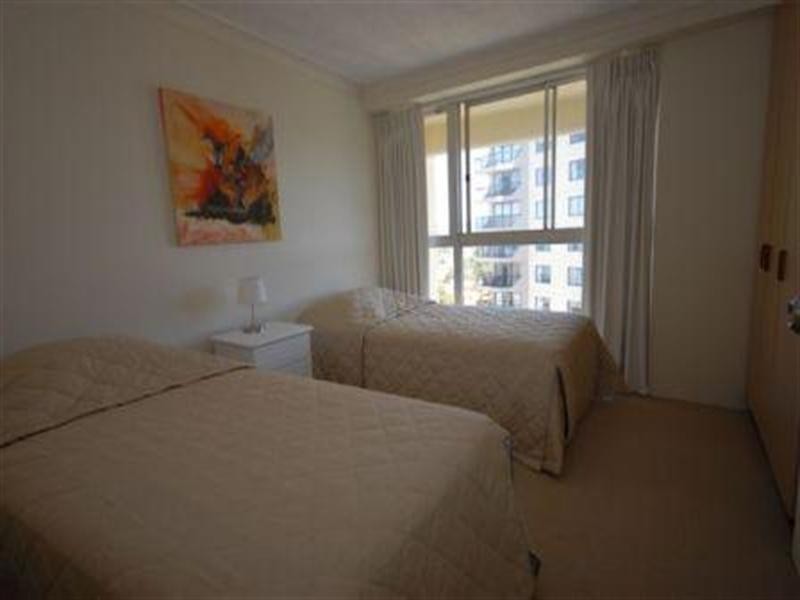 170 The Esplanade, Burleigh Heads QLD 4220