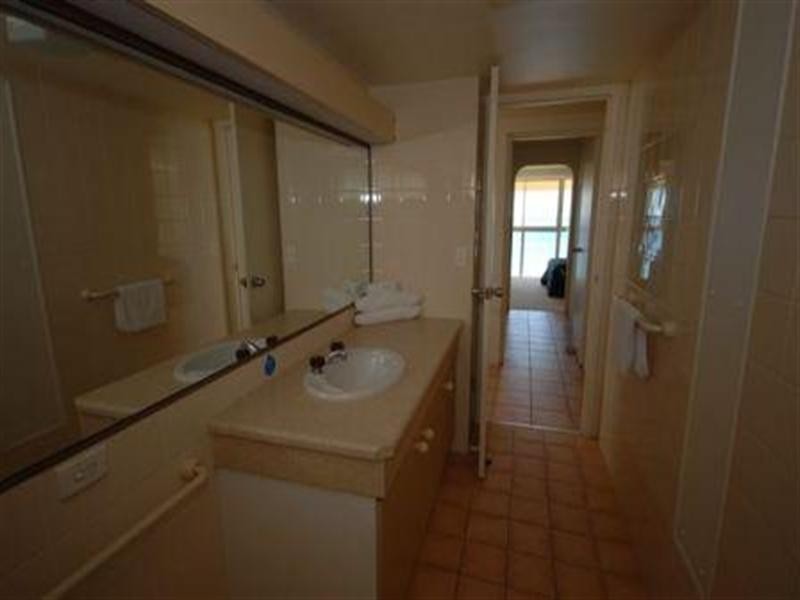 170 The Esplanade, Burleigh Heads QLD 4220