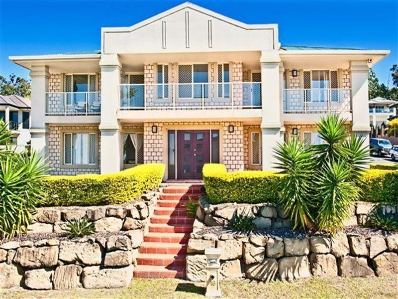 16 Ballah Crescent, Highland Park QLD 4211