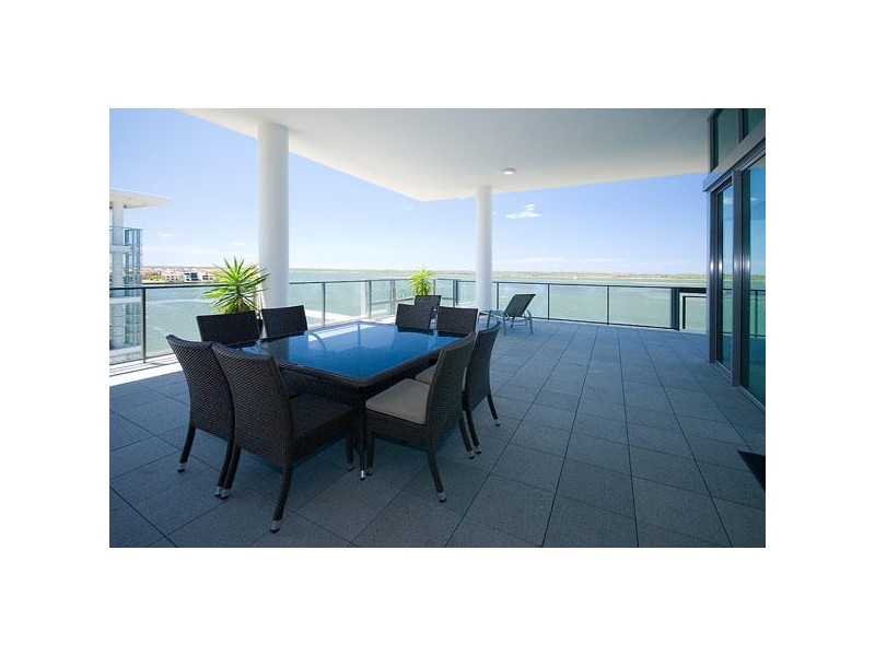 Paradise Point QLD 4216