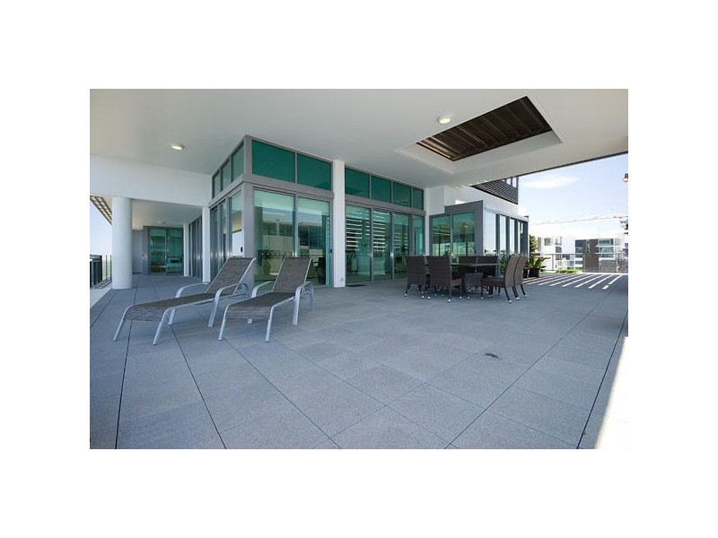 Paradise Point QLD 4216