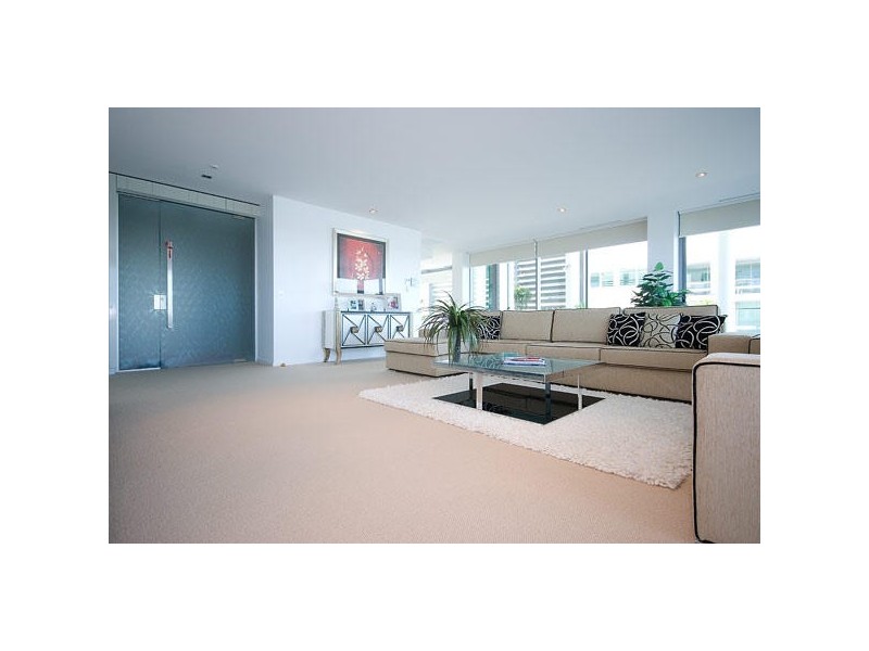 Paradise Point QLD 4216