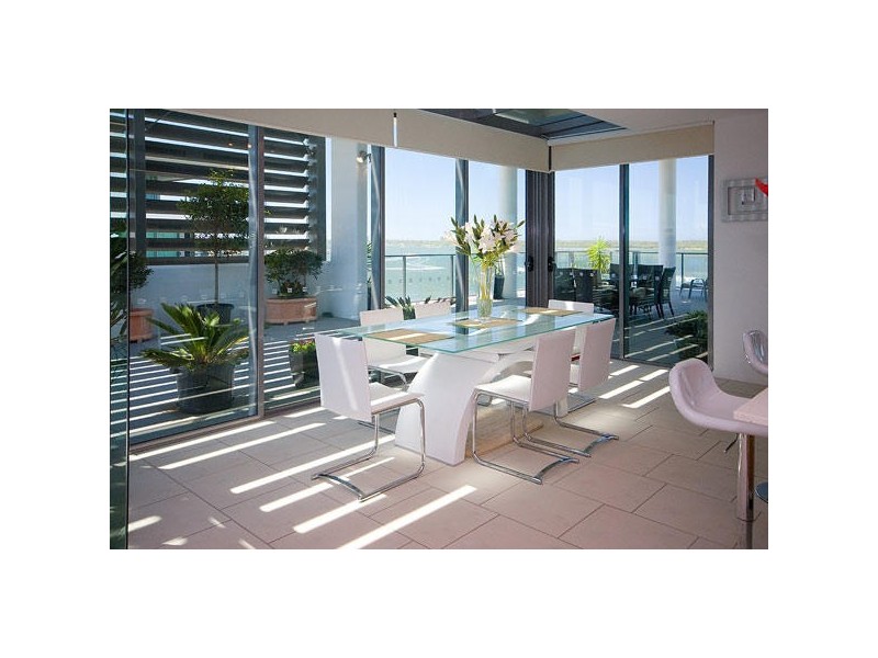 Paradise Point QLD 4216