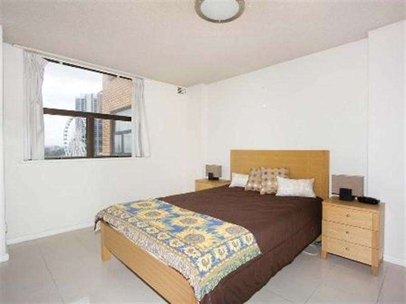 69 Paradise Towers.3049 Surfers Paradise Boulevard, Surfers Paradise QLD 4217