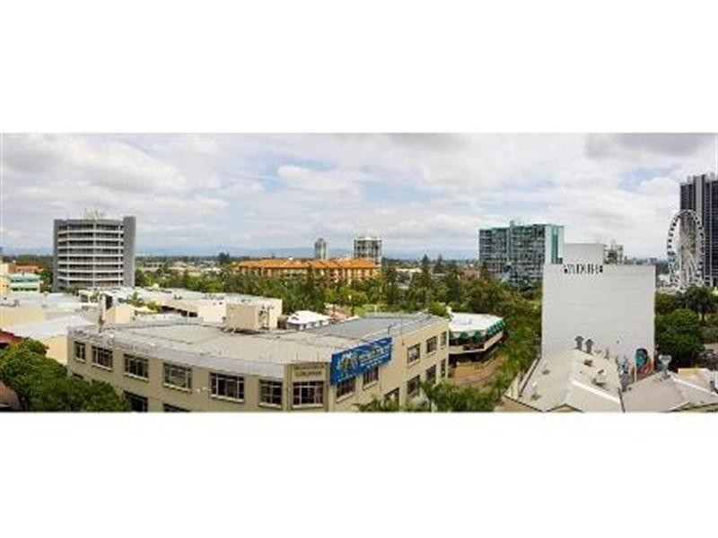 69 Paradise Towers.3049 Surfers Paradise Boulevard, Surfers Paradise QLD 4217
