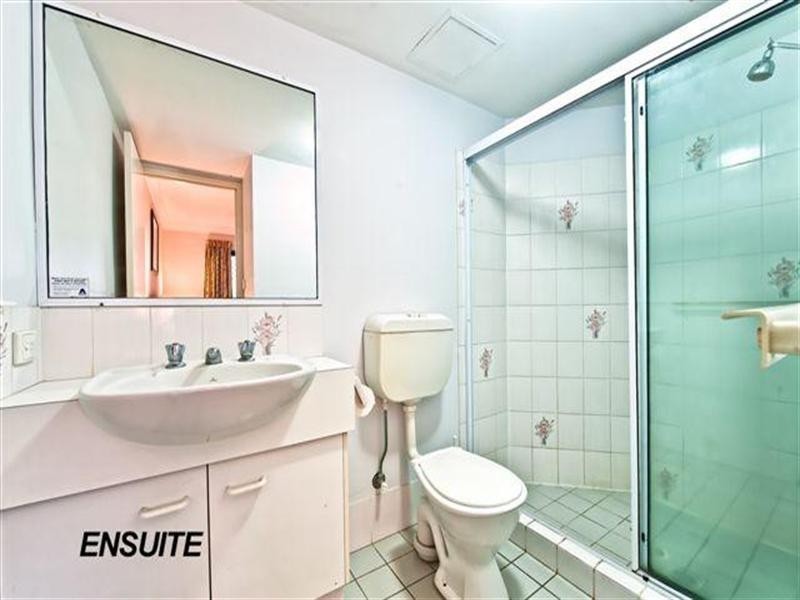 27 Wharf Road, Surfers Paradise QLD 4217