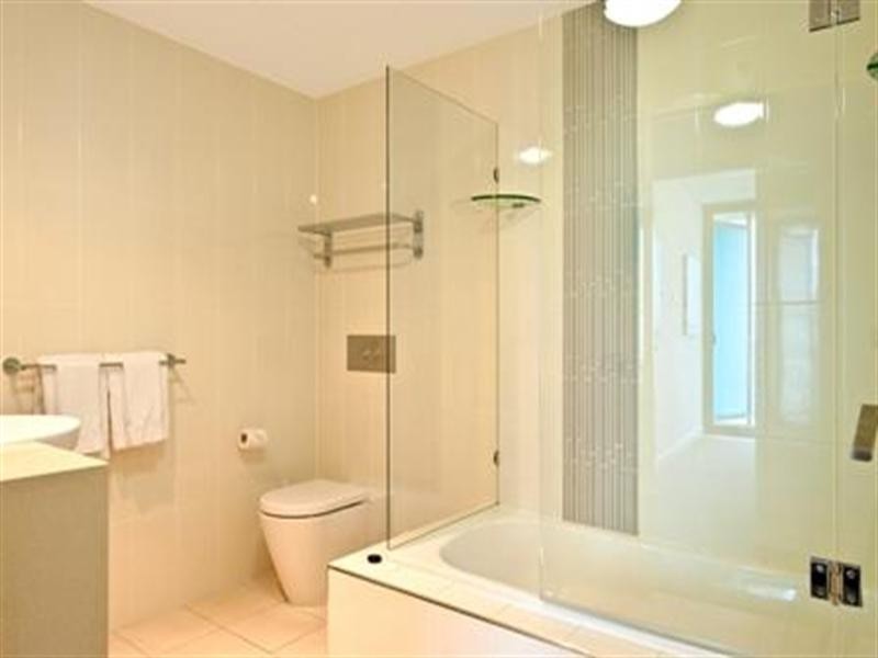 3018 Surfers Paradise Boulevard, Surfers Paradise QLD 4217