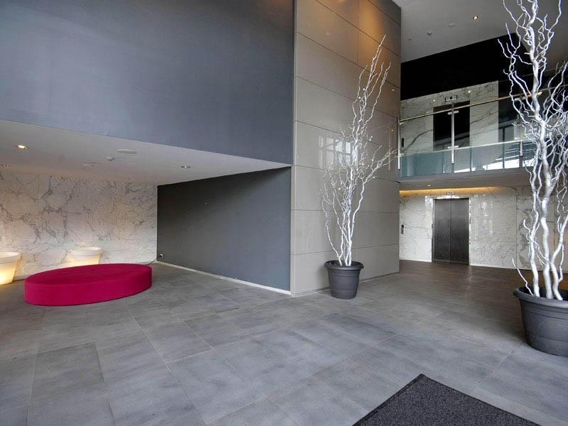 9 Ferny Avenue, Surfers Paradise QLD 4217