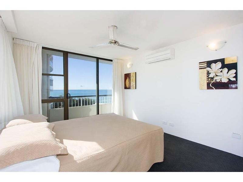 29 Northcliffe Terrace, Surfers Paradise QLD 4217