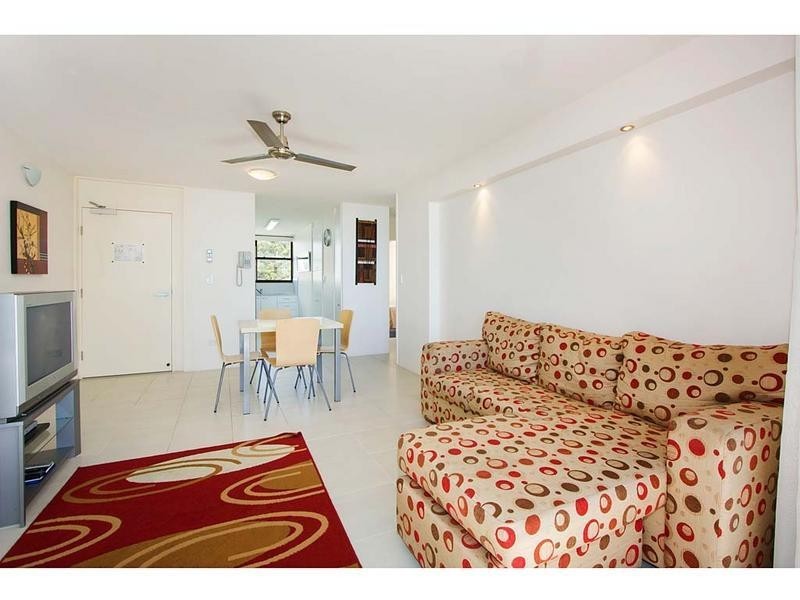 29 Northcliffe Terrace, Surfers Paradise QLD 4217