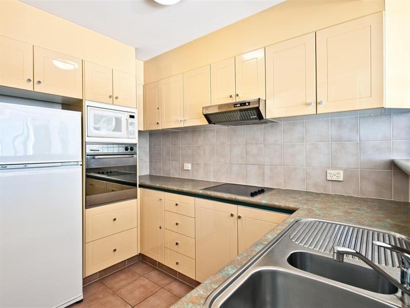 5 Palm Avenue, Surfers Paradise QLD 4217