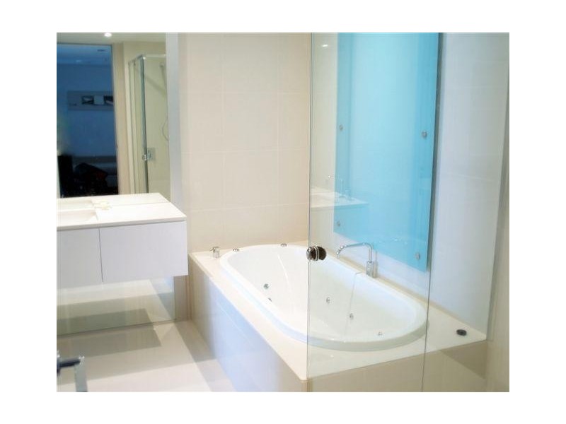 1702 Q1.Hamilton Avenue, Surfers Paradise QLD 4217