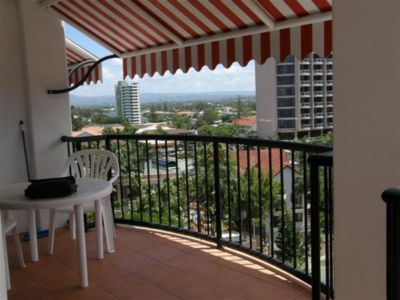 9 Beach Parade, Surfers Paradise QLD 4217