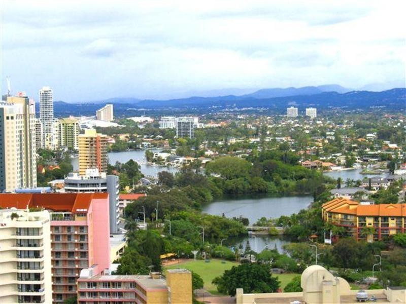 23 Ferny Avenue, Surfers Paradise QLD 4217