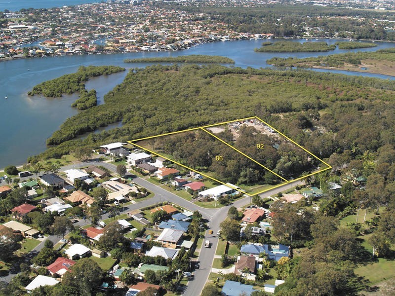 Hope Island QLD 4212