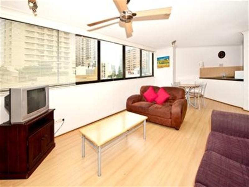 326 The Cosmopolitian.3142 Surfers Paradise Boulevard, Surfers Paradise QLD 4217