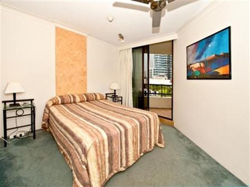 326 The Cosmopolitian.3142 Surfers Paradise Boulevard, Surfers Paradise QLD 4217