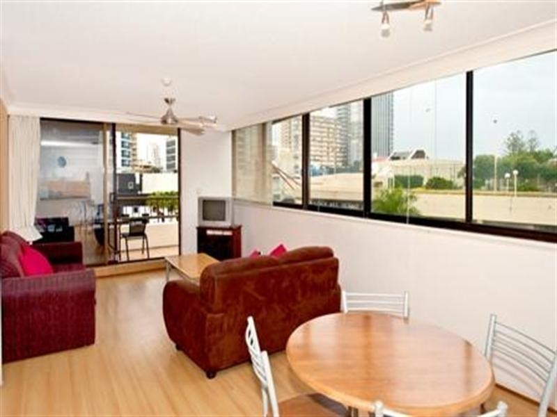 326 The Cosmopolitian.3142 Surfers Paradise Boulevard, Surfers Paradise QLD 4217