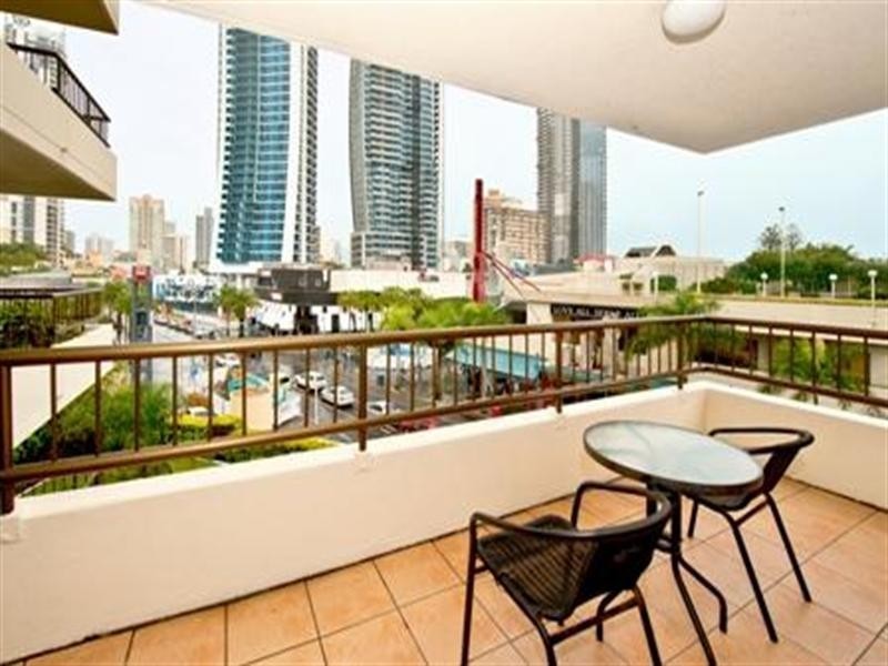 326 The Cosmopolitian.3142 Surfers Paradise Boulevard, Surfers Paradise QLD 4217