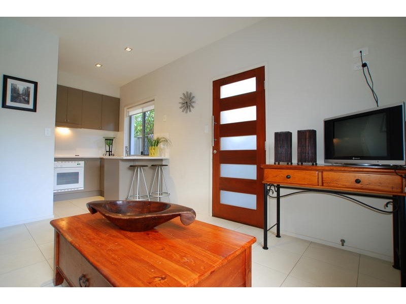 20 Blondell Avenue, Surfers Paradise QLD 4217