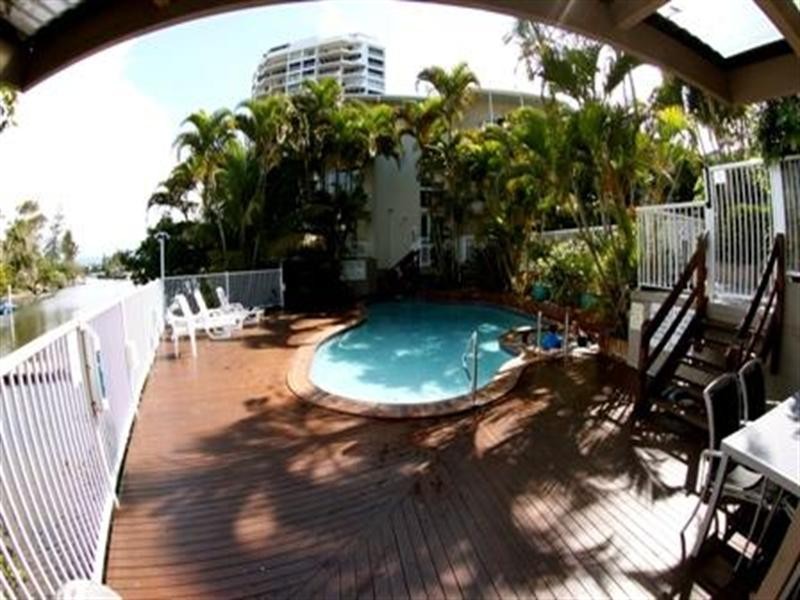 37 Peninsular Drive, Surfers Paradise QLD 4217