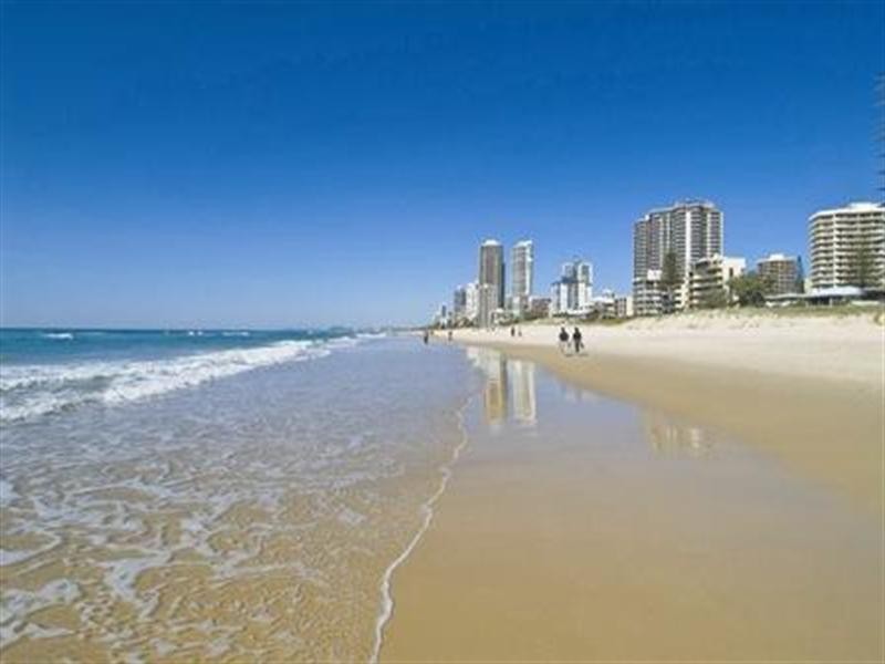 28 Northcliffe Terrace, Surfers Paradise QLD 4217