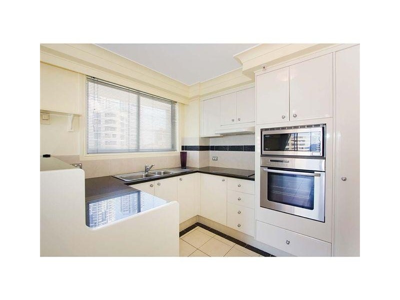 31 The Moroccan Beach Resort. 31/7 Elkhorn Avenue, Surfers Paradise QLD 4217