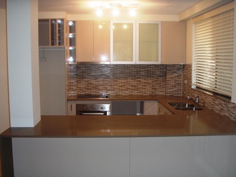 186 Ferny Avenue, Surfers Paradise QLD 4217