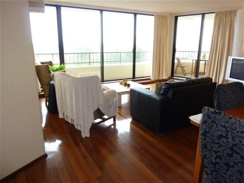 18 Aubrey Street, Surfers Paradise QLD 4217