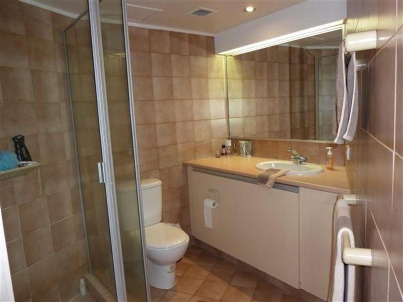 18 Aubrey Street, Surfers Paradise QLD 4217