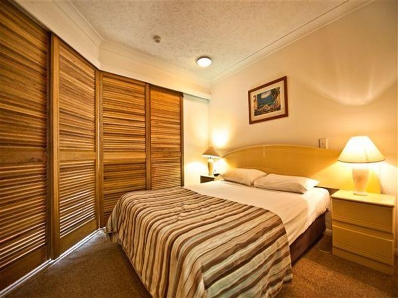 31 Le Grande Broadwater.106 Marine Parade, Southport QLD 4215